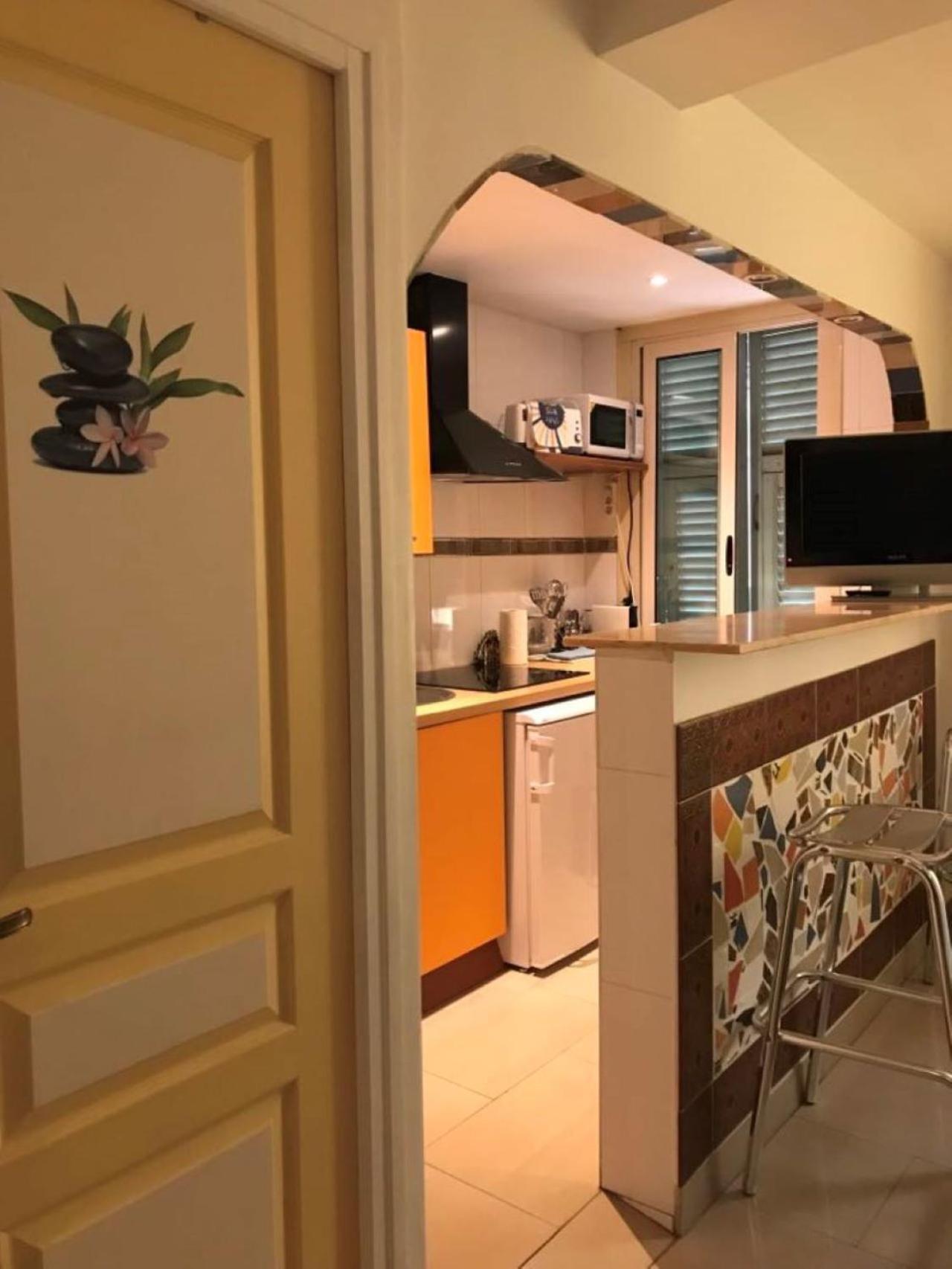 ניס Summer Beach Studio, 4 Persons, Mobile Ac, Old Town מראה חיצוני תמונה