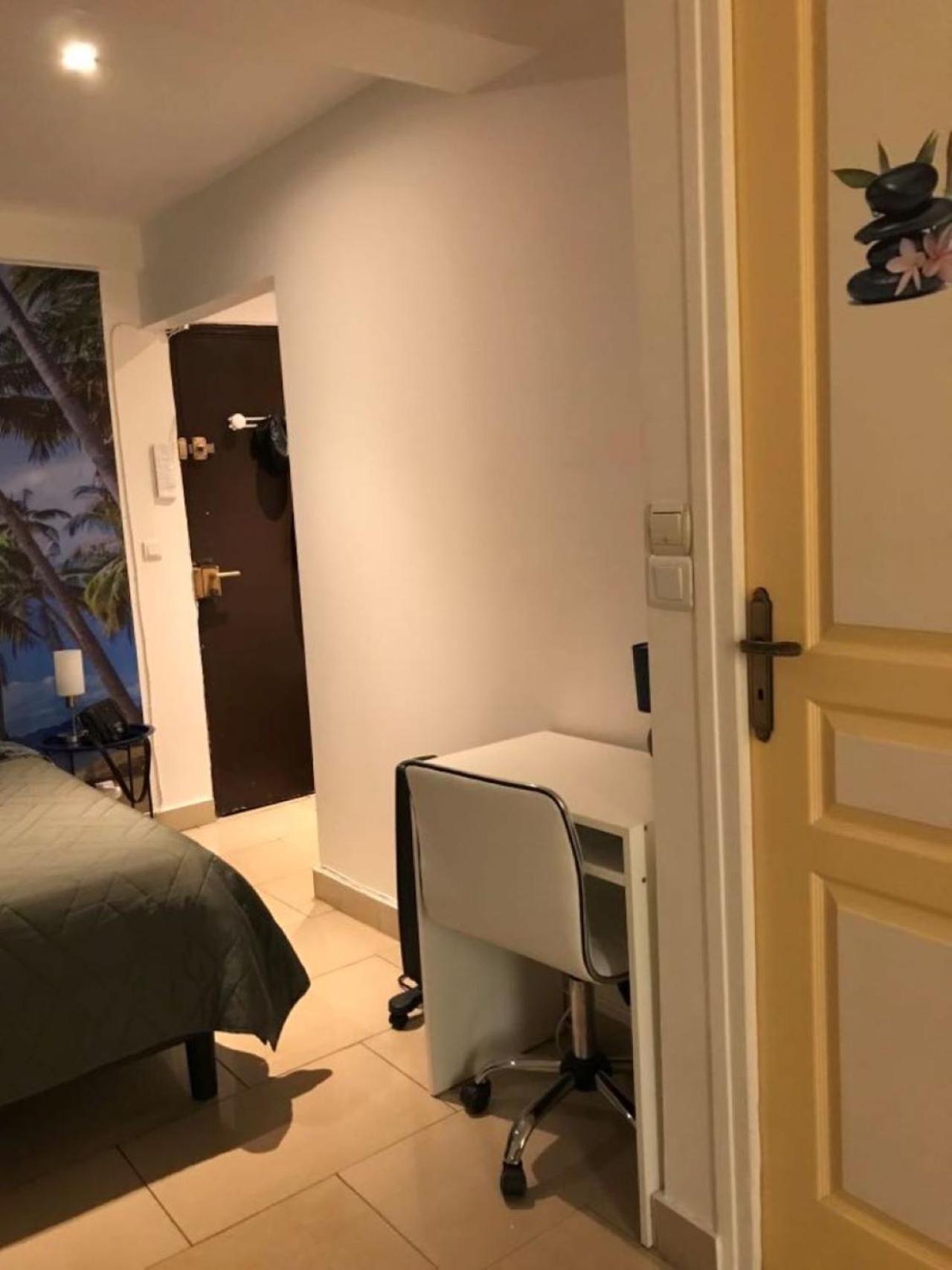 ניס Summer Beach Studio, 4 Persons, Mobile Ac, Old Town מראה חיצוני תמונה